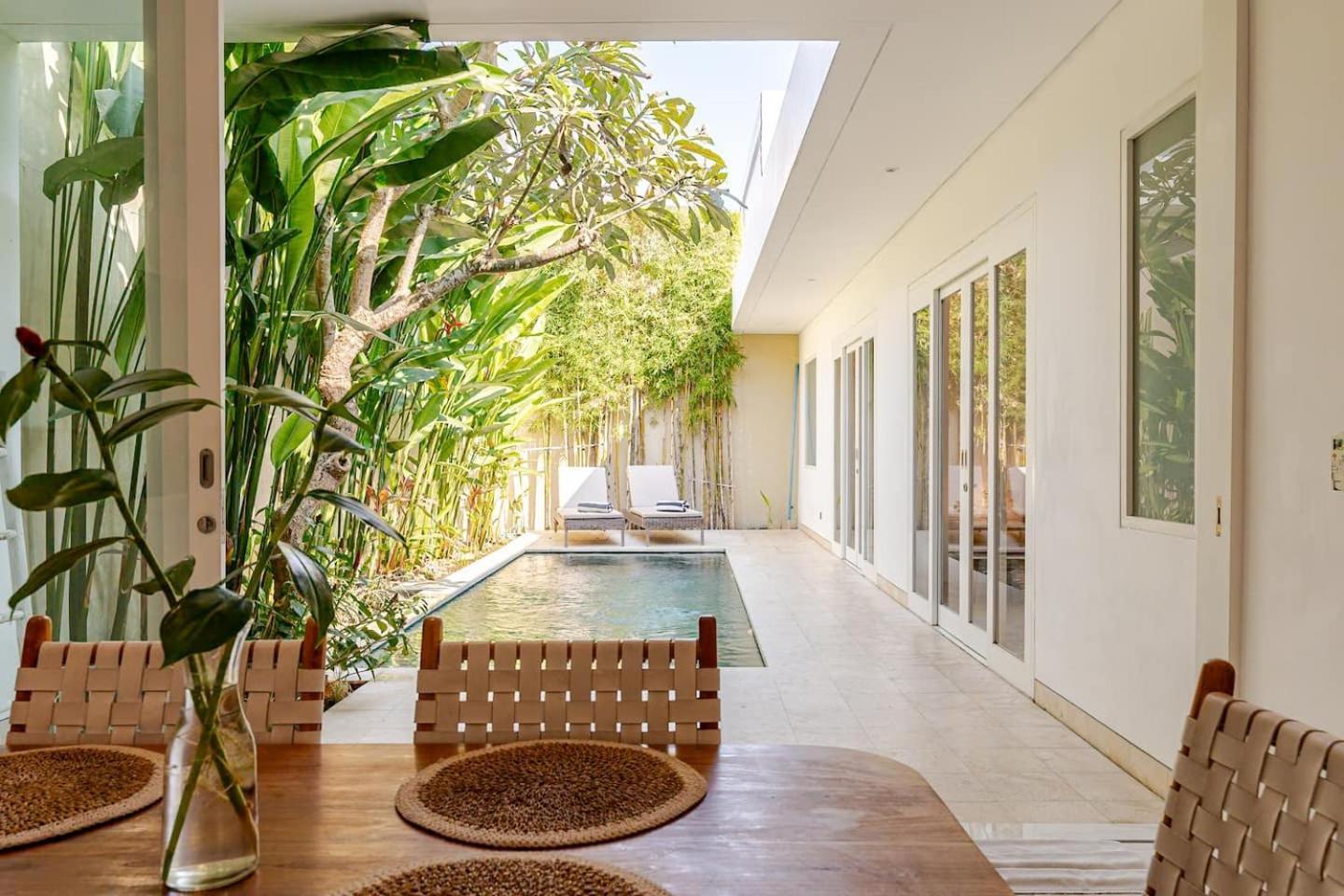 Villa Vana, Sitara Villa Group Seminyak Exteriör bild